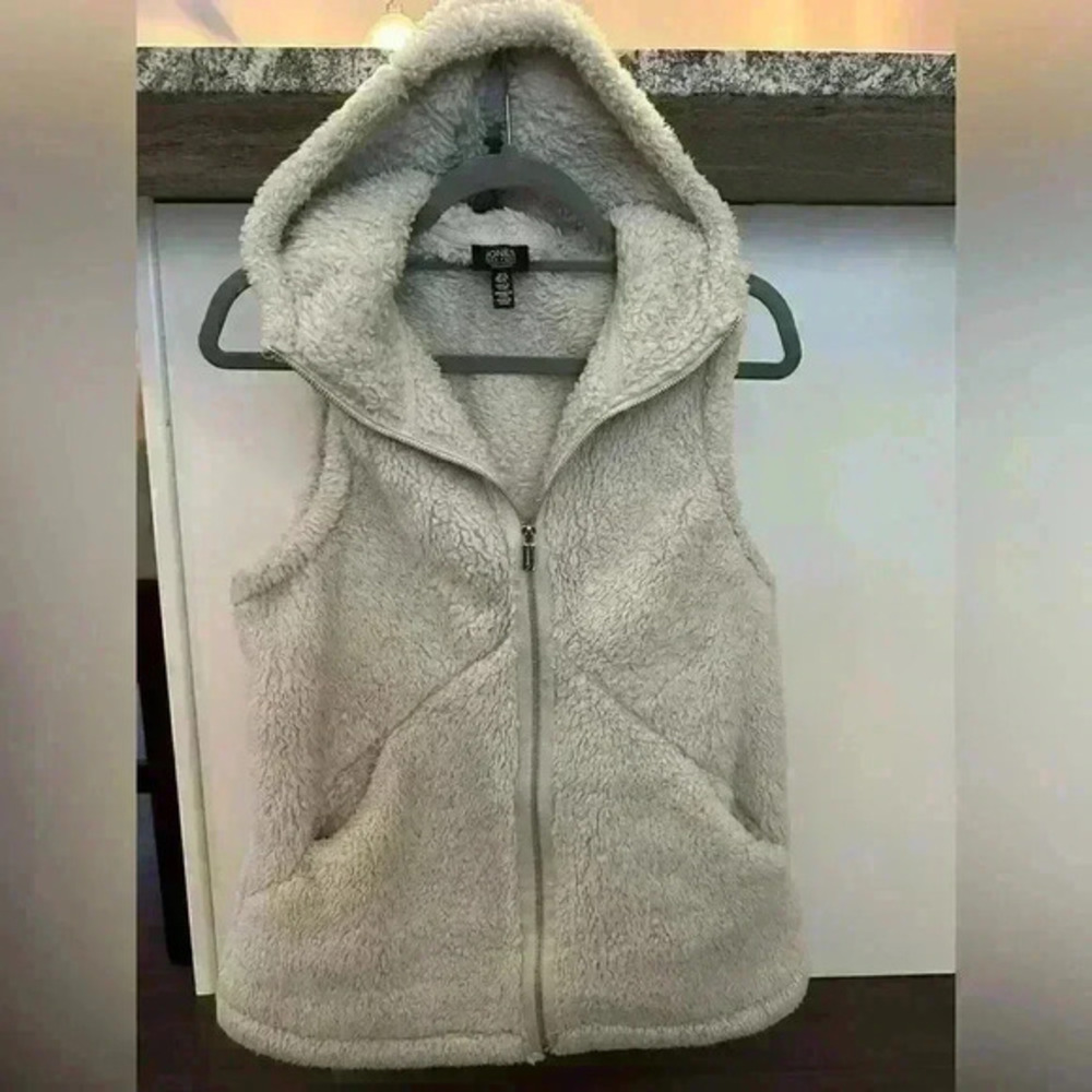Jones New York Zip—Up Sherpa Sleeveless‎ Hooded Vest-Size Small